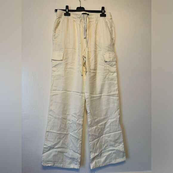 Women’s Sanctuary Cream Cargo Pants size M, NWT - Picture 7 of 10